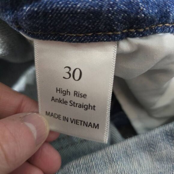 Willow & Root Buckle Distressed High Rise Ankle Straight Jean - Picture 5 of 6